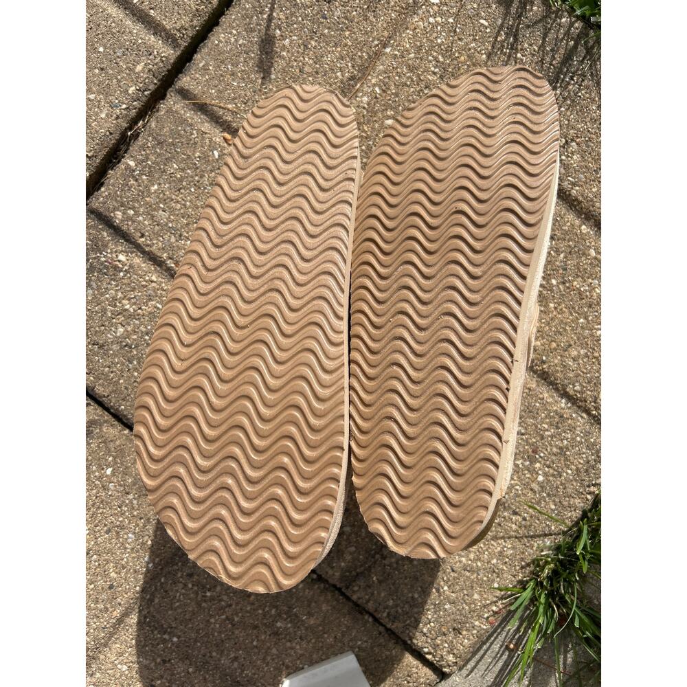 Madden NYC Women's Buckle Platform Clogs in Sand. NWOB. Size 8 - Picture 6 of 7